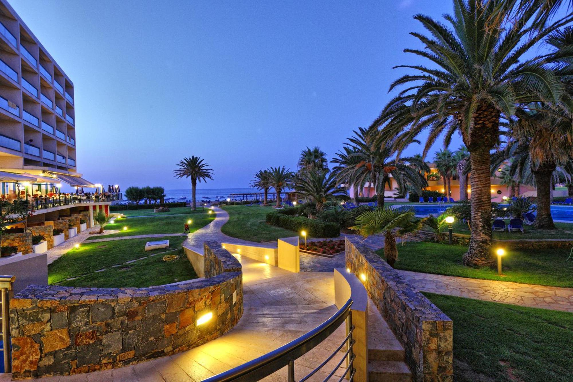 Sirens Beach & Village Mália Exterior foto
