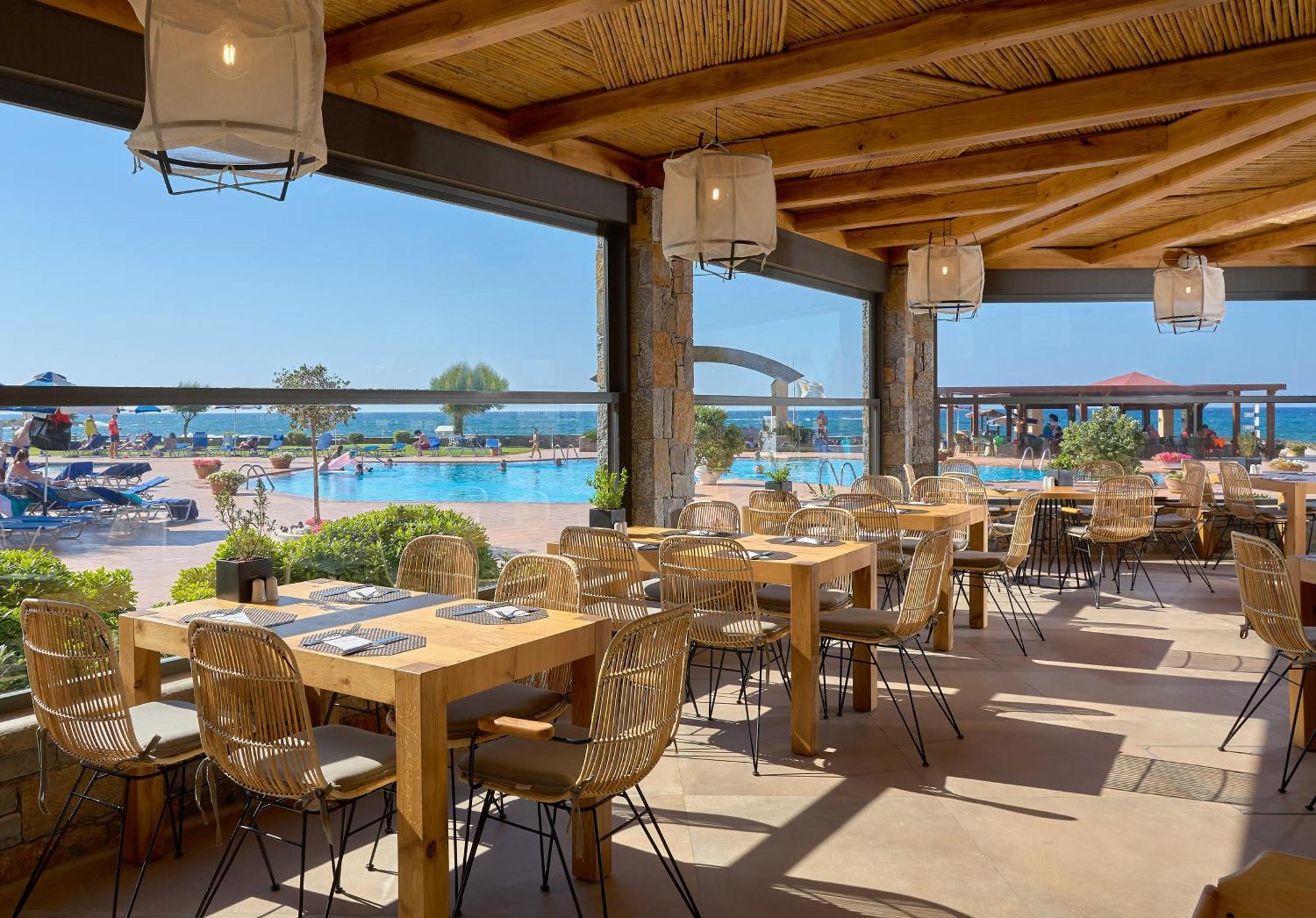 Sirens Beach & Village Mália Exterior foto